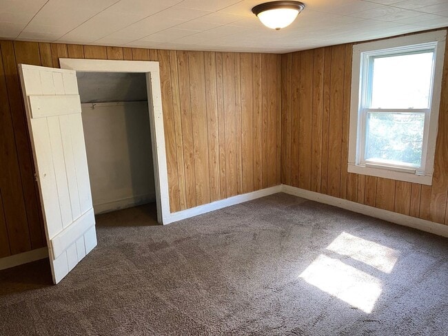 Building Photo - 3 Bed 1 Bath Single Family Home in Wausau ...