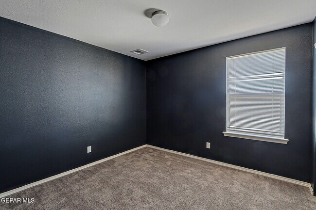 Building Photo - 11470 Dawn Vw Rd