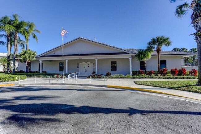 Building Photo - 3520 Whitehall Dr