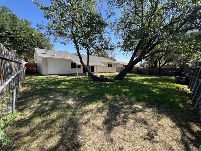 Building Photo - 3300 Winderemere Drive