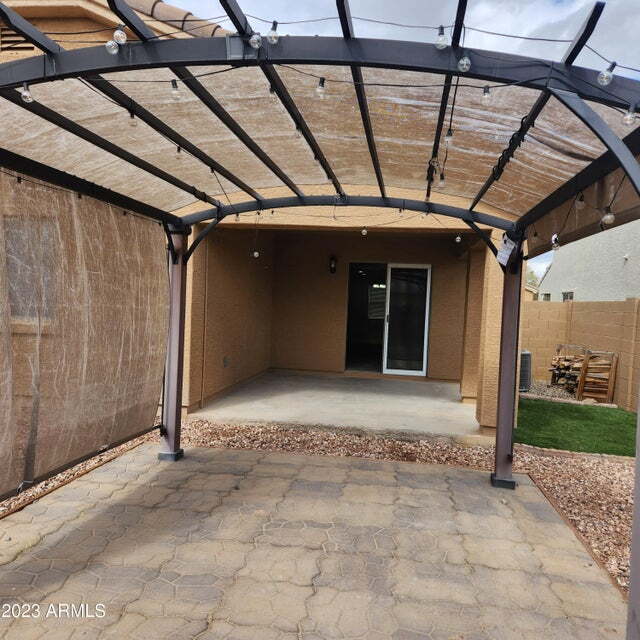 Building Photo - Riata West Home