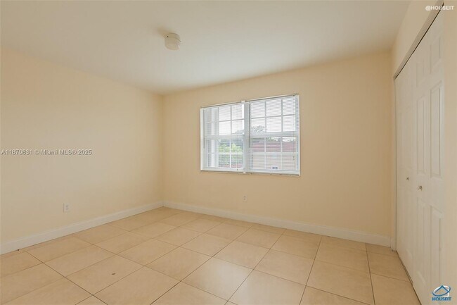 Building Photo - 9974 SW 88th St