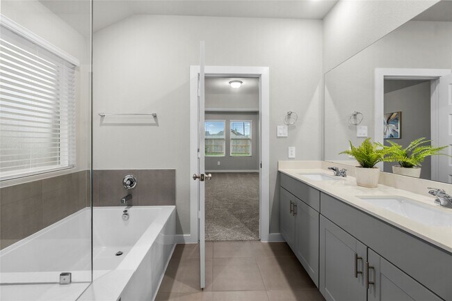 Building Photo - 6338 Brazos Trl Dr