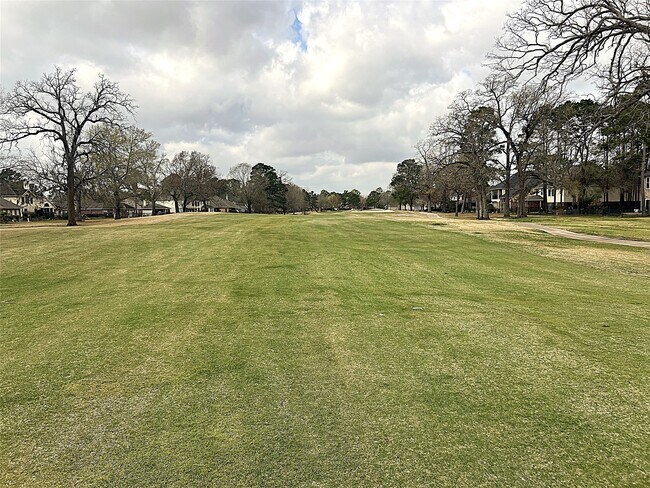 Building Photo - 8426 Hunters Village Dr