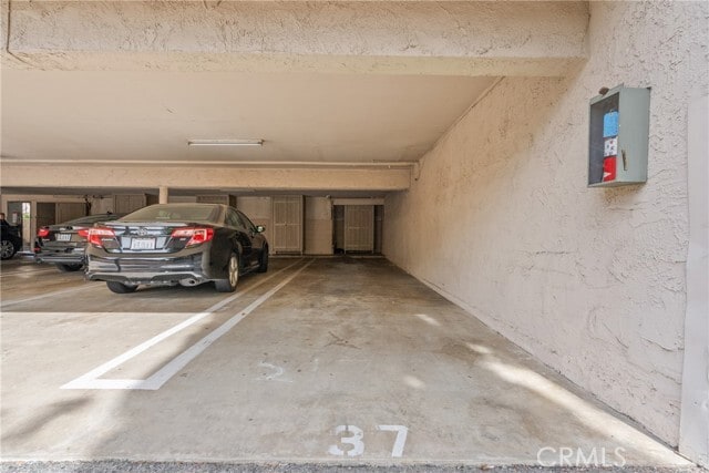Building Photo - 5055 Coldwater Canyon Ave