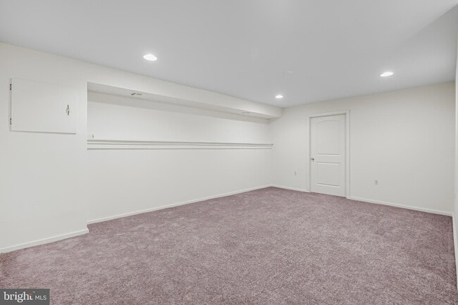 Building Photo - 144 New Cedar Ln