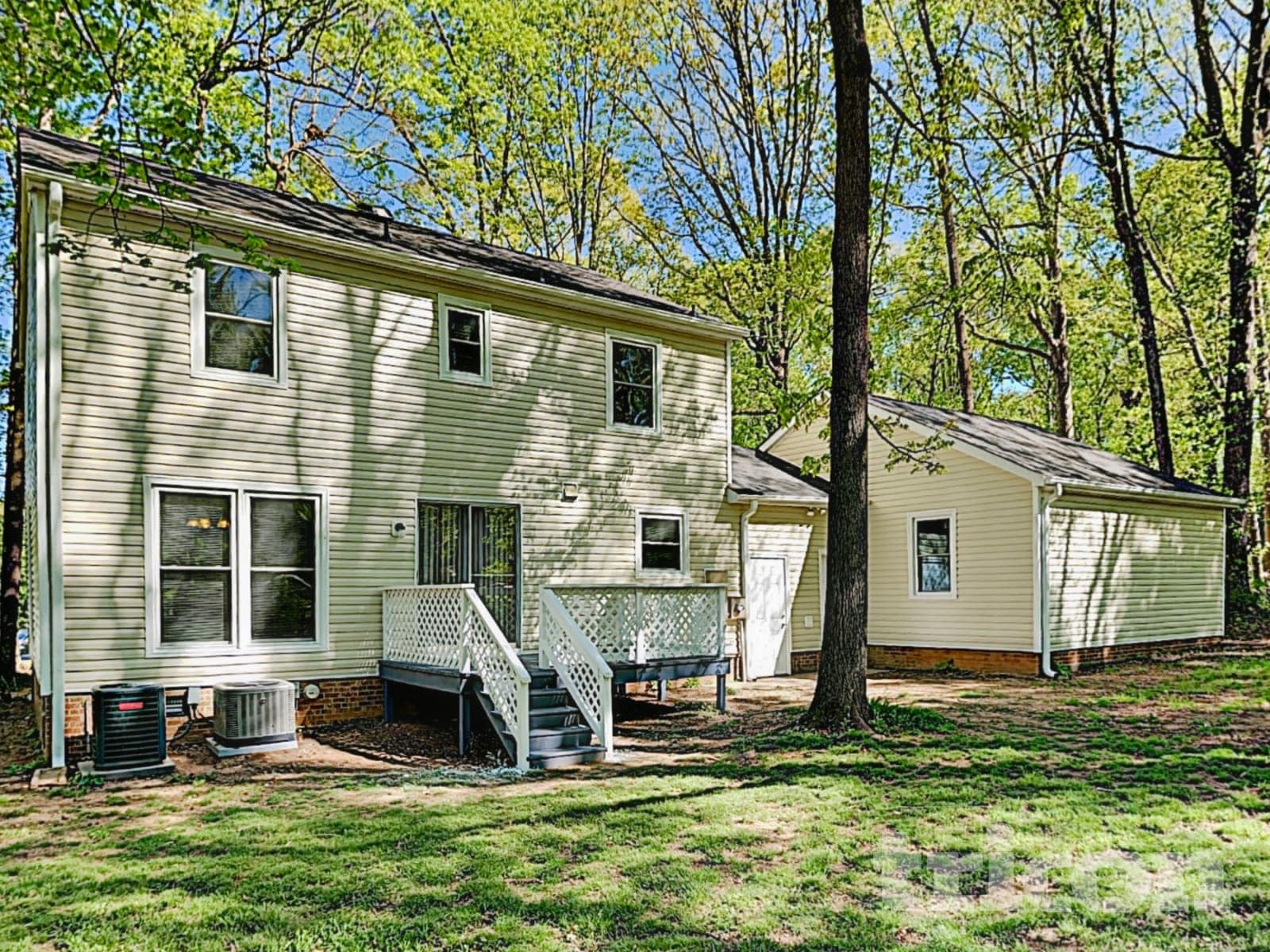 Building Photo - 2211 Cannonade Ct