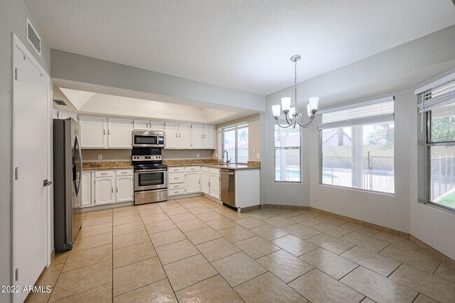 Building Photo - 6207 W Riviera Dr