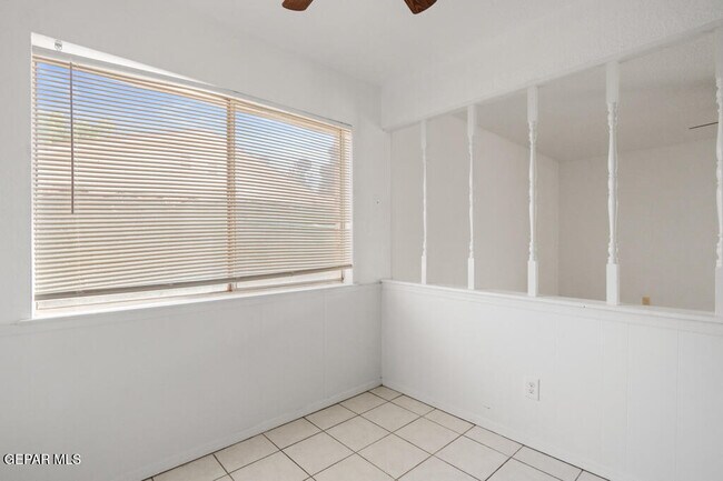 Building Photo - 2117 Anise Dr