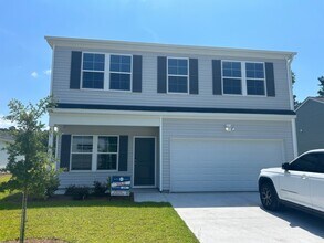 Building Photo - 628 Parker Ct