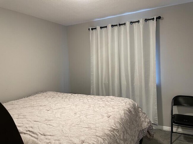 Building Photo - 6115 S City Vistas Wy