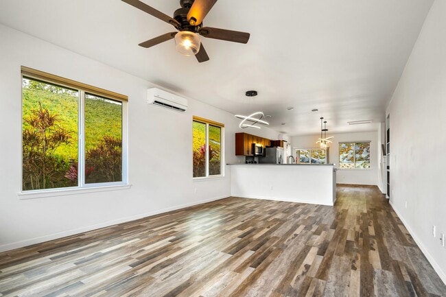 Building Photo - Beautiful Designed Spacious 3 bed/2.5 Bath Home at Kehalani with Ocean Views!