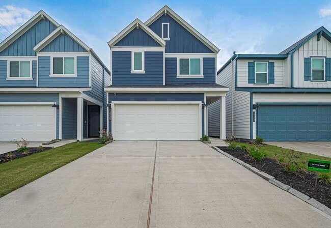 Primary Photo - 10405 Hadley Pk Trl