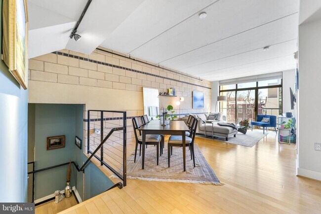 Primary Photo - 1529 14th St NW