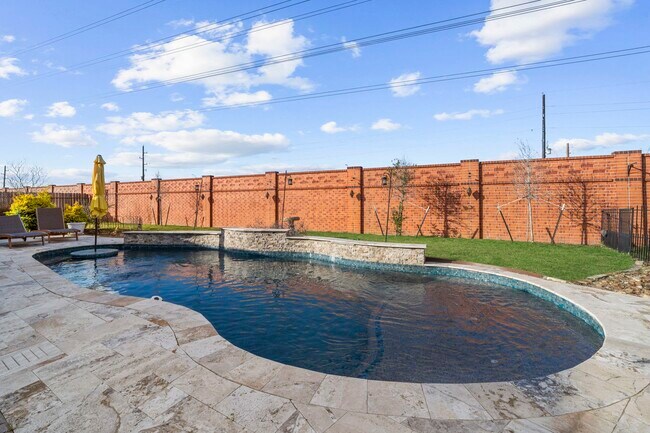 Building Photo - 24742 Levante Dr