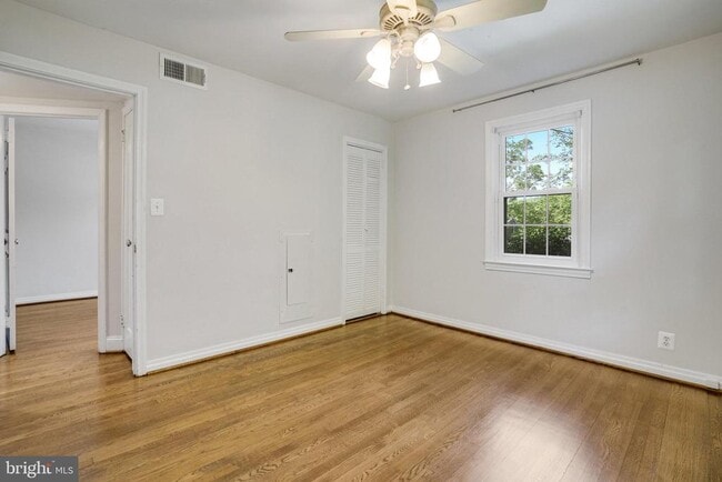 Building Photo - 740 Upland Pl