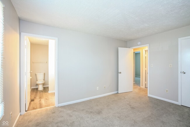 Building Photo - 6127 Terrytown Pkwy