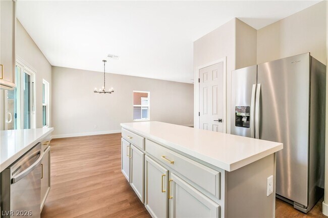 Building Photo - 3520 S Dune Grass St