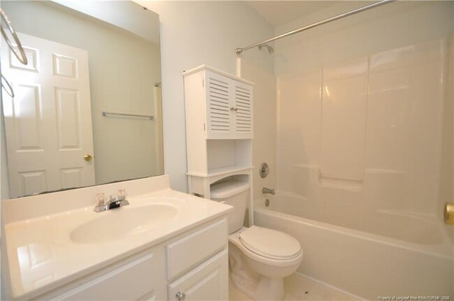 Building Photo - 2202 Plum Frost Dr