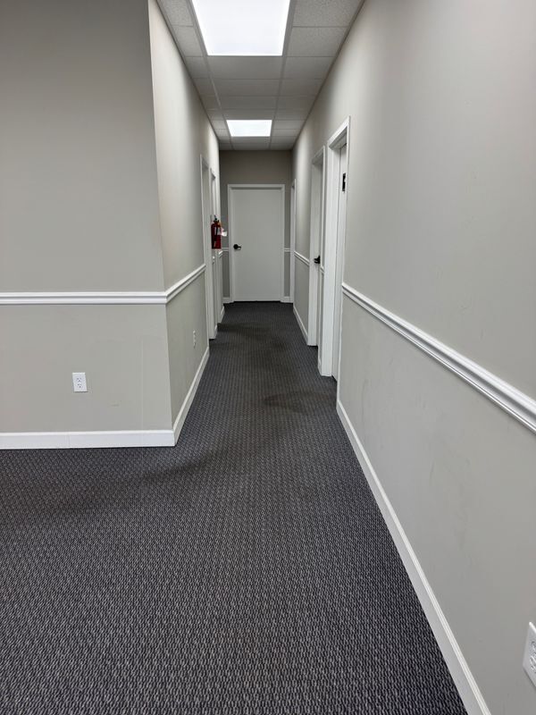 Building Photo - 5300 Memorial Dr