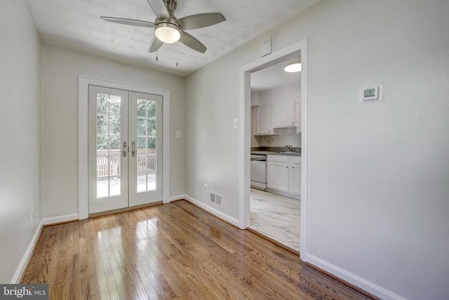 Building Photo - 5813 Fifer Dr