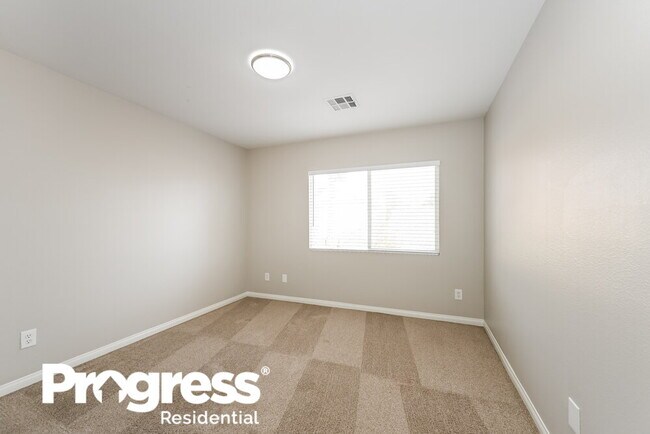 Building Photo - 6640 Chimes Tower Ave