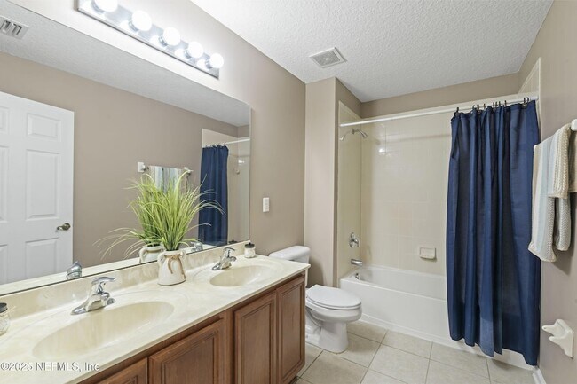 Building Photo - 3370 Turkey Creek Dr