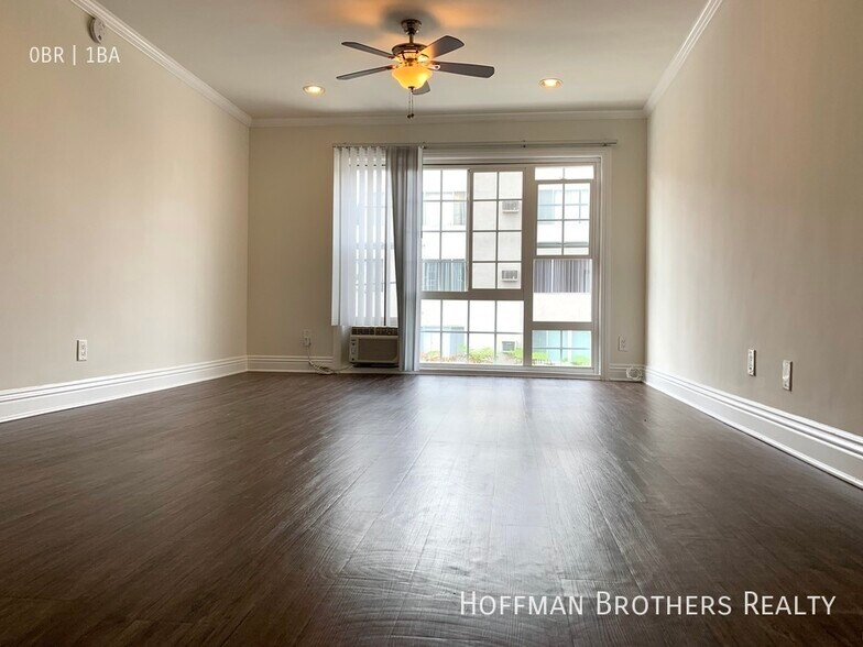 Building Photo - 101 Normandie Ave