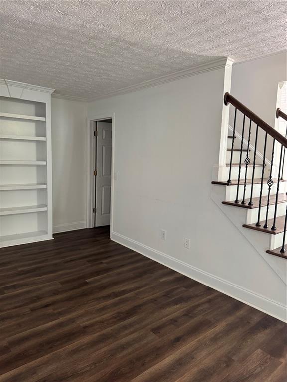 Building Photo - 8155 River Hill Commons Dr