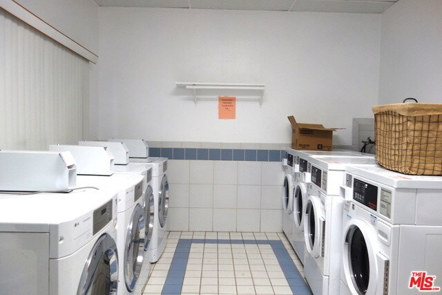 Building Photo - 26664 Seagull Way