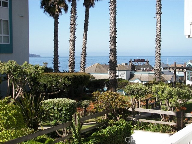 Building Photo - 620 The Village