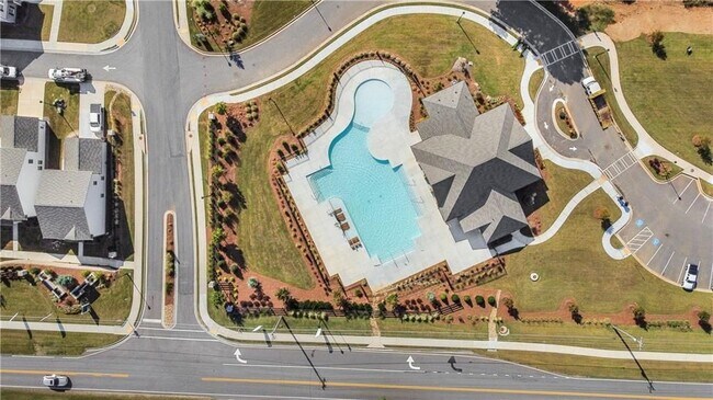 Building Photo - 157 Casteel Ln