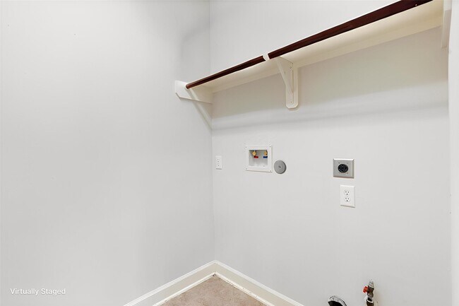 Building Photo - 3010 Blue Lagoon Ct