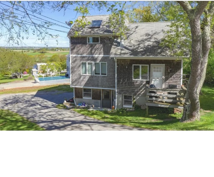 Building Photo - 41 W Main Rd