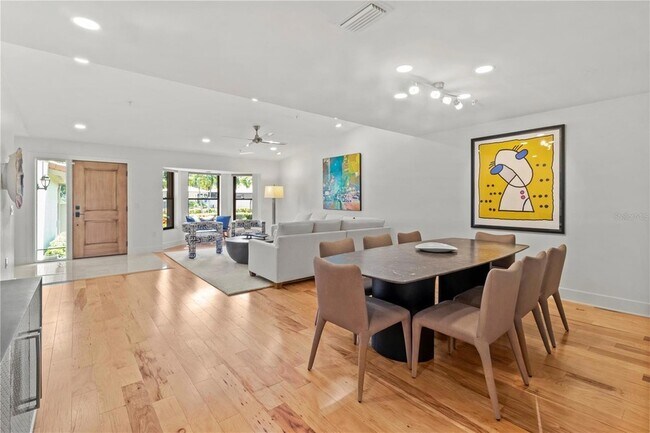 Building Photo - 2377 Harbour Oaks Dr