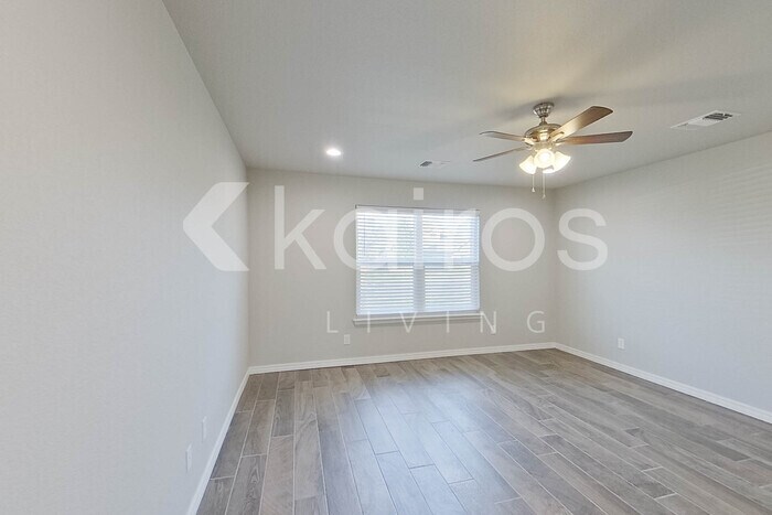 Building Photo - 2803 Bismarck Ave