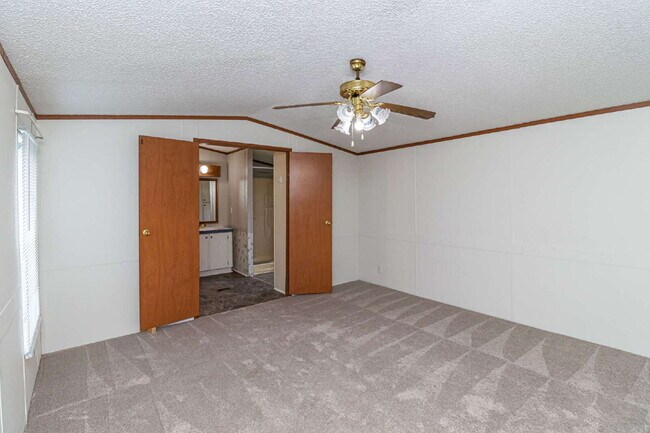 Building Photo - *Excellent Location* 2 BR | 2 BA Singlewide in Goldsboro