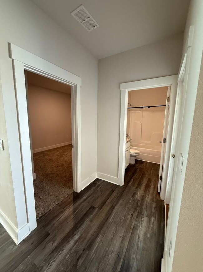 Building Photo - 4 bedroom 3 FULL bath home in Shoal River Landing...AVAILABLE JUNE 2026!