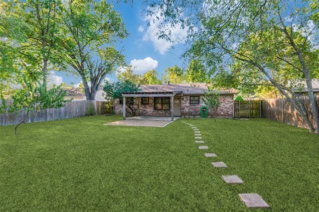 Building Photo - 607 La Salle Dr