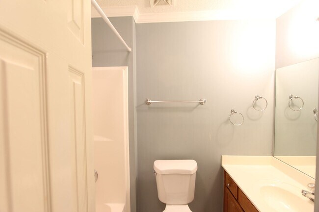 Building Photo - 3BR 2BA in Helena Loaded with Updates!!. Cute! Cute! Cute!