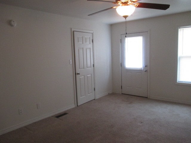 Building Photo - AFFORDABLE and Close to Ft. Riley