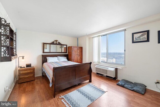 Building Photo - 9701 Fields Rd