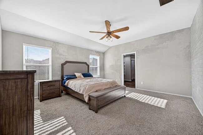 Building Photo - 40347 Blossom Vly Ln