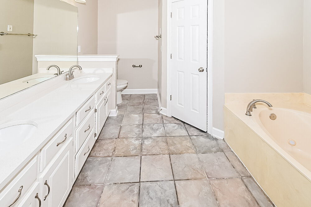 Building Photo - 2685 Graystone Dr