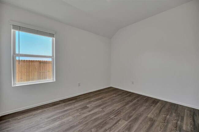 Building Photo - 7402 Keechi Pl