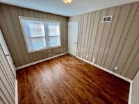 Building Photo - 242 Emerling Dr