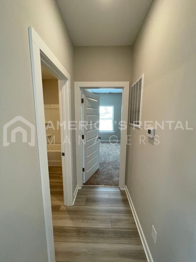 Building Photo - Home for Rent in Jasper, AL!!! Available to View Now!!!