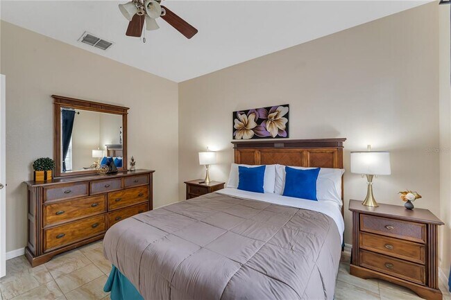 Building Photo - 2736 Lido Key Dr
