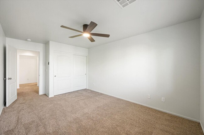 Building Photo - Welcome Home to this awesome 4 Bedroom Home