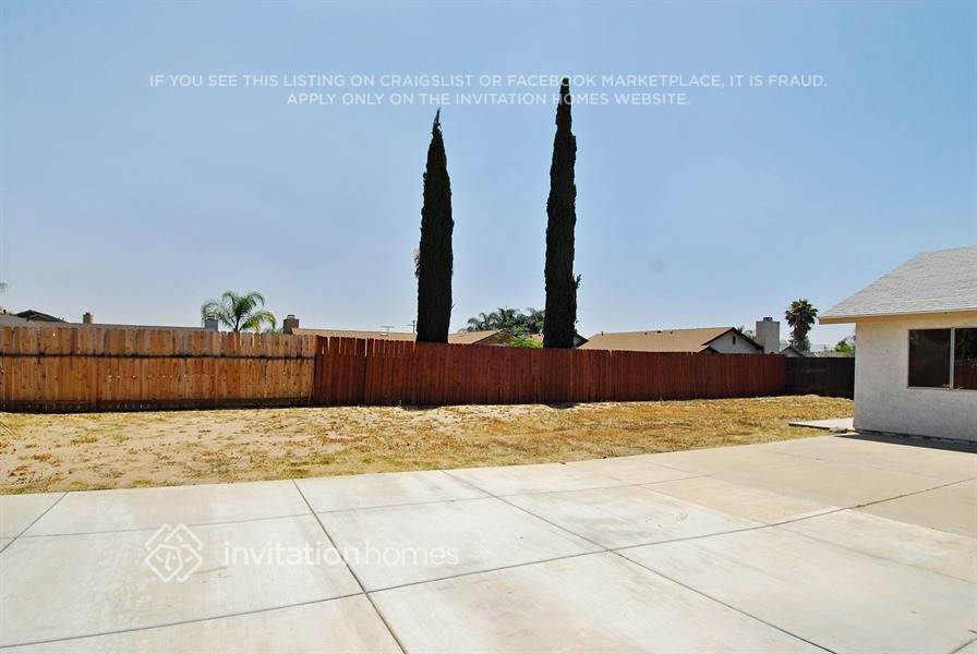 Building Photo - 13854 Robin Nest Ct